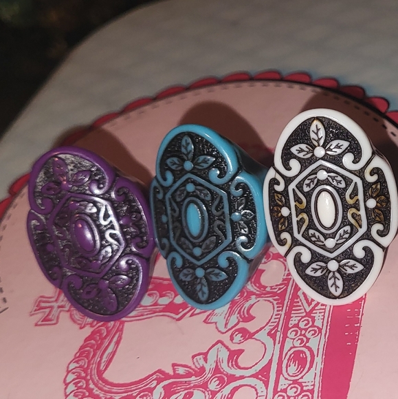 3 Rings - Picture 6 of 6